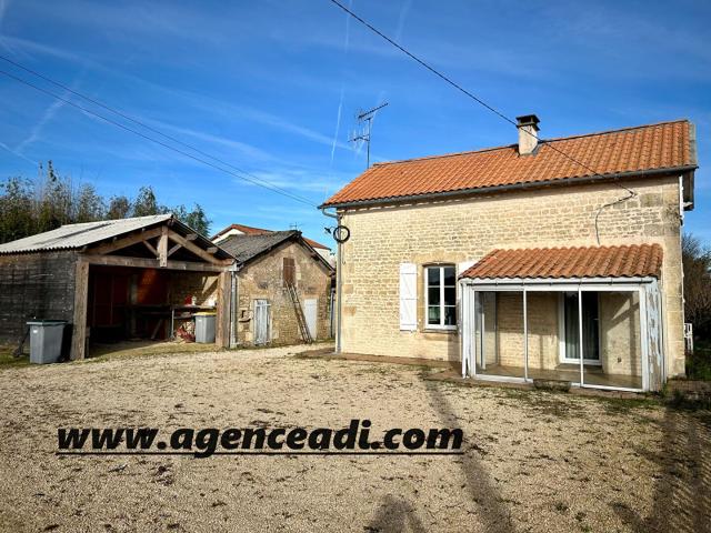 Maison La Crèche 4 pièce s 102 m2