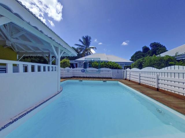 Bungalow 49 m2 dans copropriété Saint François