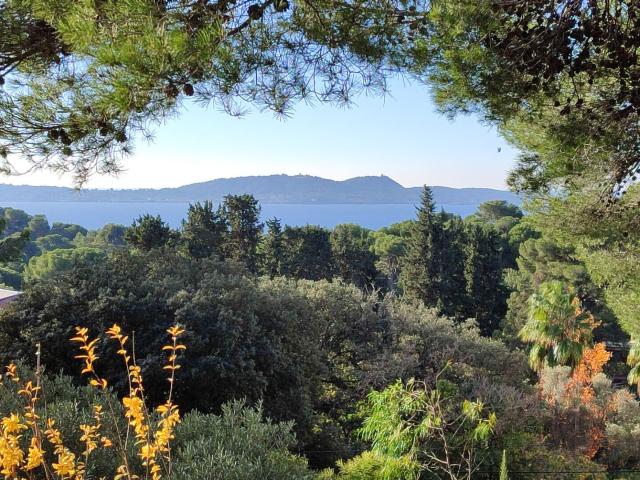 VILLA VUE MER COLLINE DU MONT DES OISEAUX RESIDENTIEL 170 M²