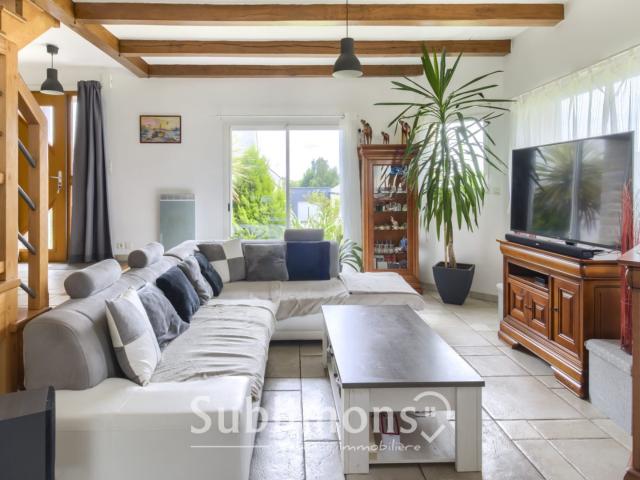 Maison familiale,originale et confortable à Monteneuf 6km de