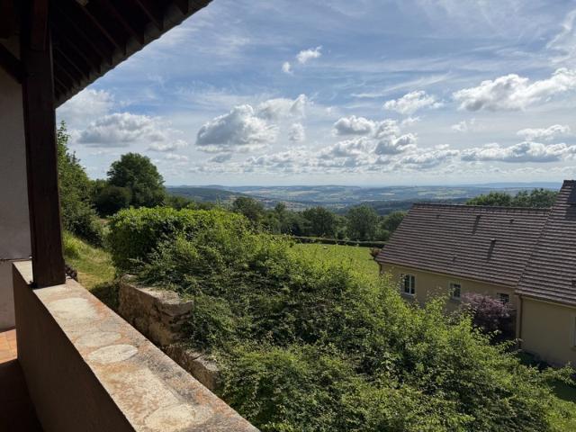 Maison à vendre 8 pièces 194m2 MONT SAINT VINCENT 71