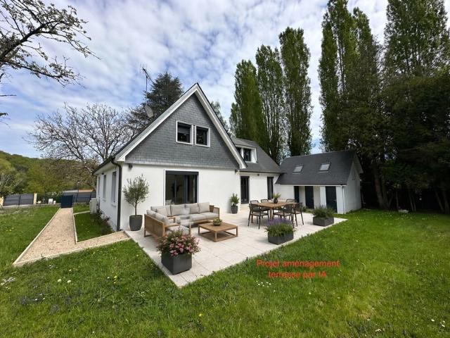 Maison à vendre 8 pièces 200 m2 Terrain 1748 m2 DAMPIERRE EN YVELINES 78