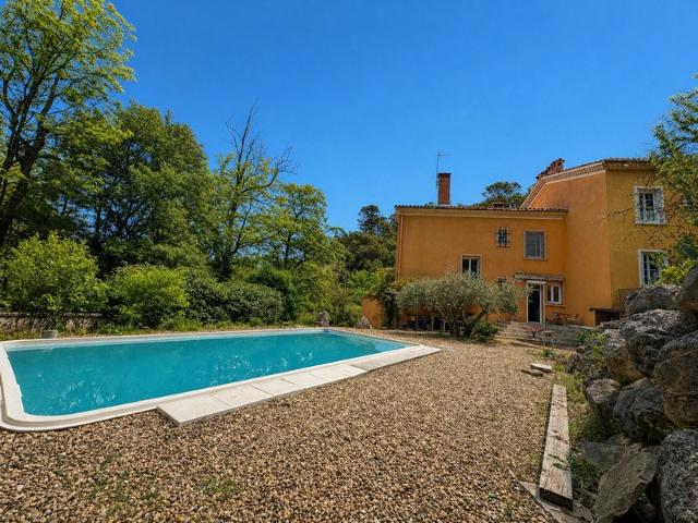 Maison à vendre 8 pièces ALES 30