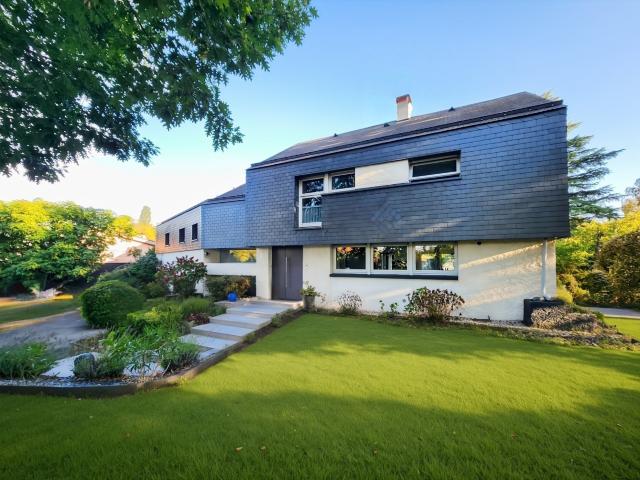 Maison à vendre 8 pièces ODOS 65