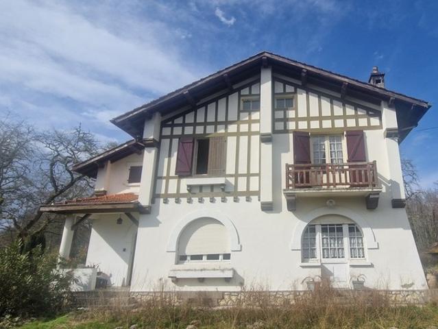 Maison à vendre 8 pièces LOSSE 40