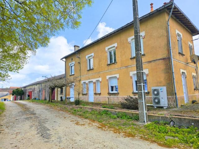 Maison à vendre 8 pièces MONBAZILLAC 24