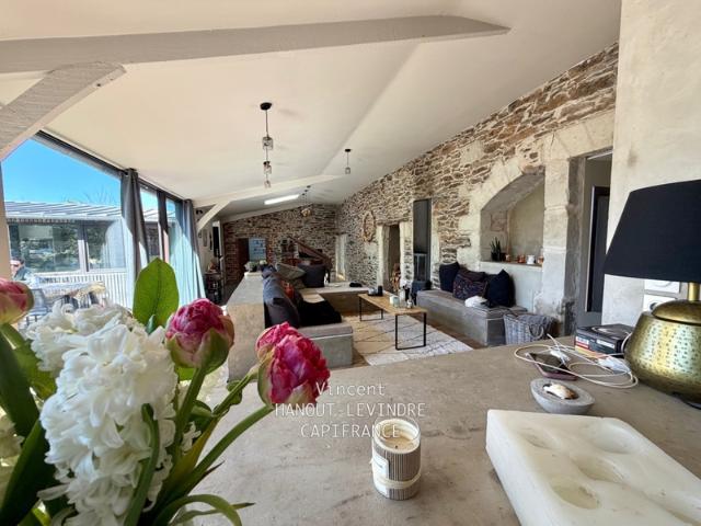 Maison à vendre 8 pièces SAVENNIERES 49