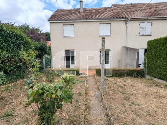 Maison à vendre 90 m², 3 chambres à Loudun