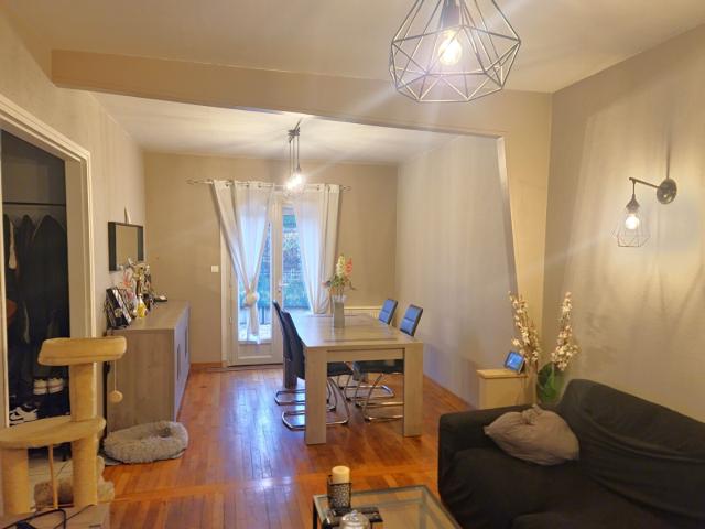 Maison Villeneuve Le Roi 5 pièce s 80.53 m2