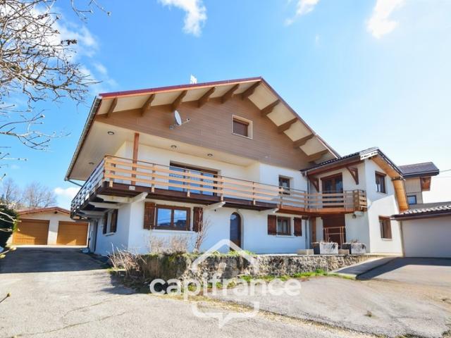 Maison à vendre 9 pièces avec appartement indépendant LES ROUSSES 39