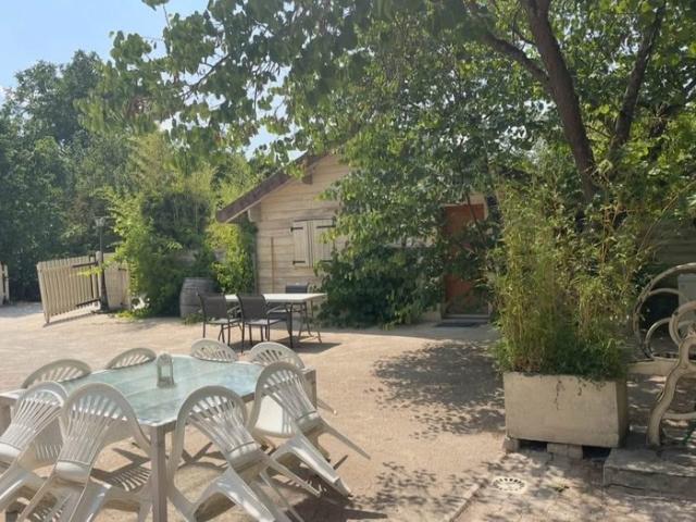 Maison à vendre 9 pièces LUX 71