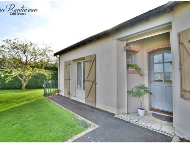 Maison 4 chambres avec possibilité de 5 chambres Piscine Grande dépendance Garage Terrain arboré MONTIGNE SUR MOINE 49 + Possibilité terrain supplémentaires de 1950 m²