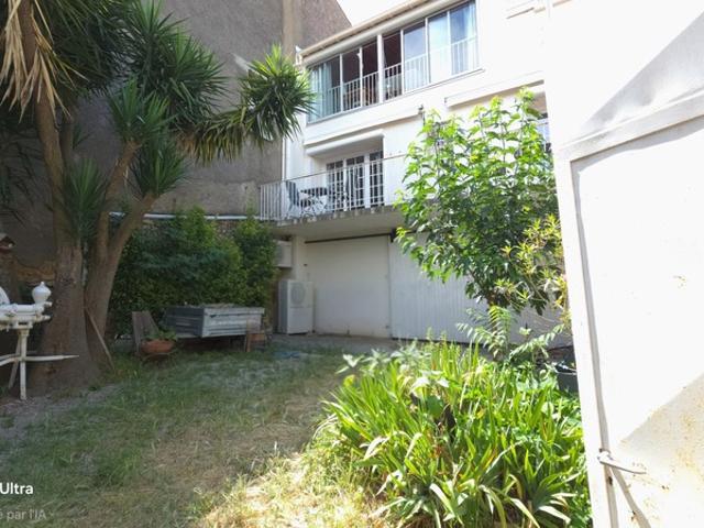 Maison à vendre 9 pièces QUARANTE 34