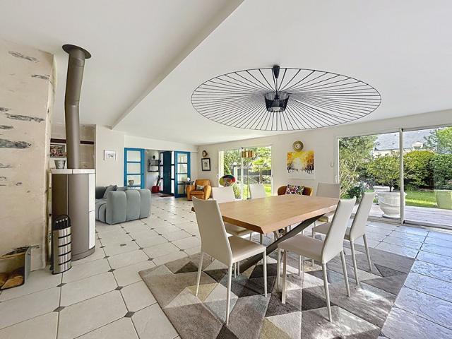 Maison à vendre 9 pièces Quartier ST LEONARD A ANGERS 49