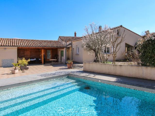 Maison à vendre 9 pièces VERNOUX EN VIVARAIS 07