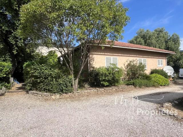 Maison à vendre Cavalaire sur Mer 178m² Cavalaire sur Mer