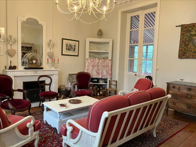 Maison à vendre à Tonnay Charente 17430
