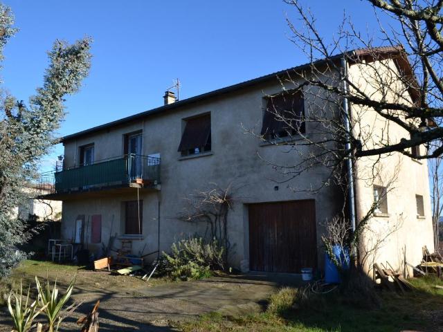 Maison à vendre à Uzer 07110