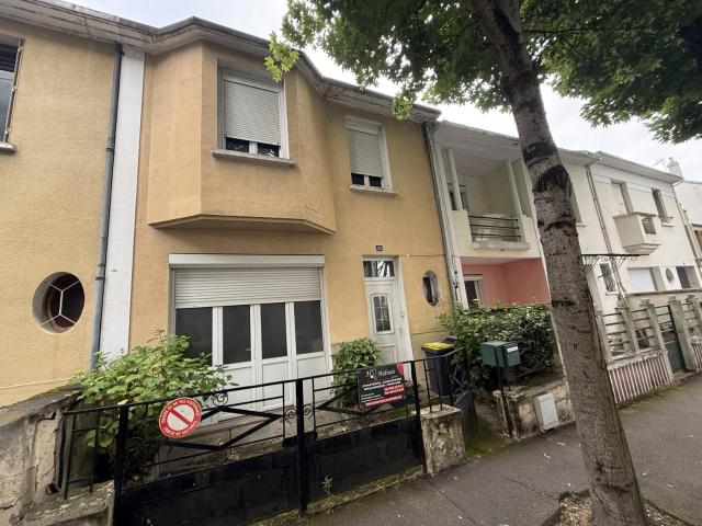 Maison à vendre à Vichy 03200