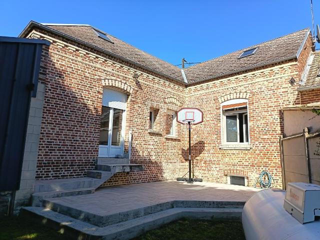 Maison à vendre à Villers Faucon 80240
