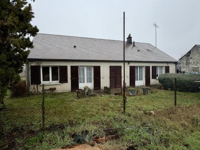 Maison à vendre à Vivy 49680