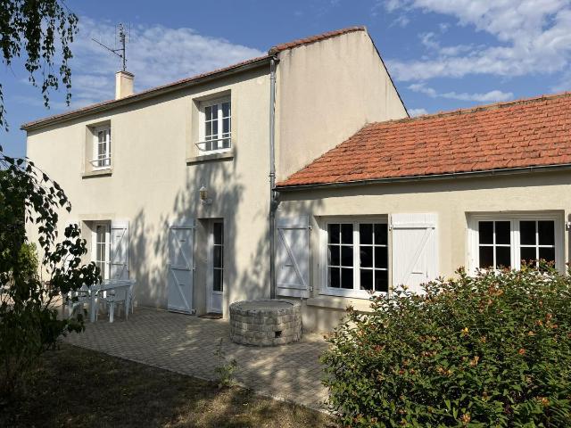 Maison à vendre à Vouillé les Marais 85450