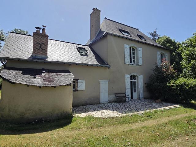 Maison à vendre à Azé 53200