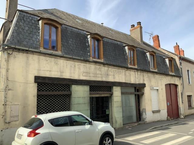 Maison à vendre à Bazoches les Gallerandes 45480