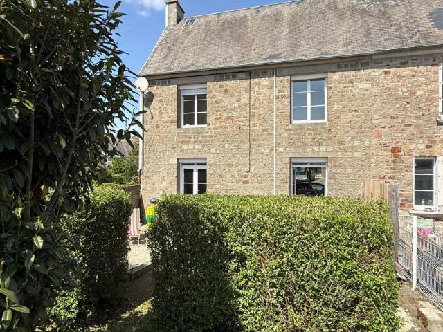 Maison à vendre à Beslon 50800