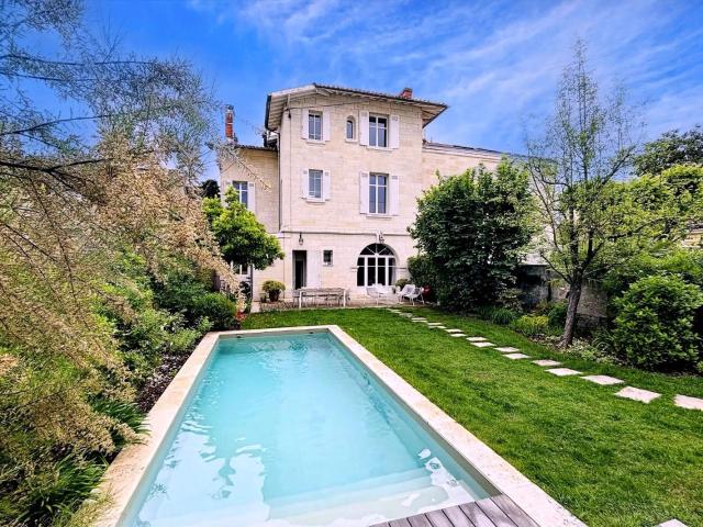 Maison à vendre à Bordeaux 33000