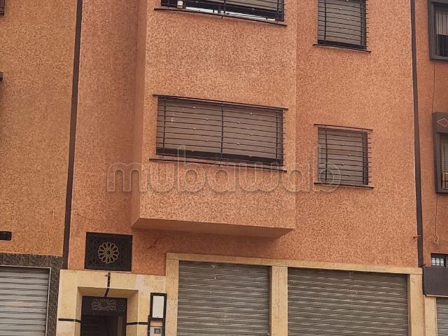 Maison à vendre à Bouaakkaz. 3 pièces
