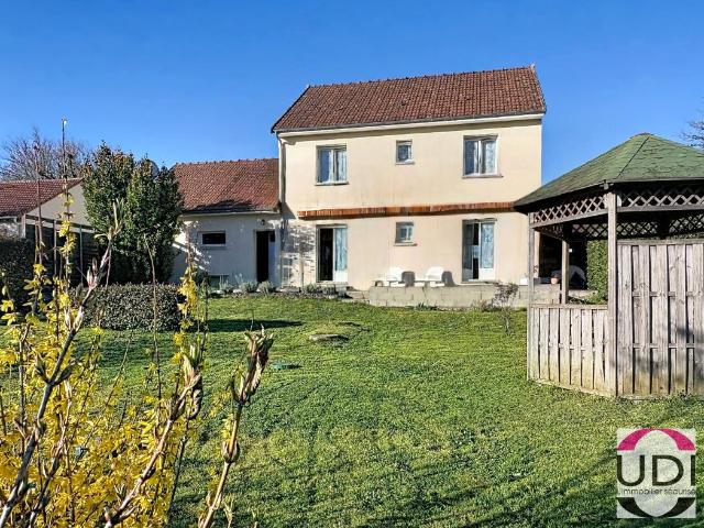 Maison à Vendre à Bourganeuf