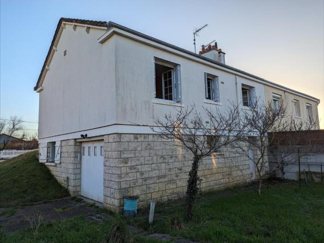 Maison à vendre à Bourgueil 37140