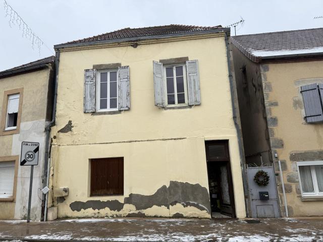Maison à vendre à Broût Vernet 03110
