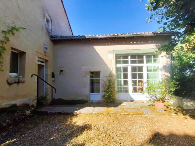 Maison à vendre à Chauvigny 86300