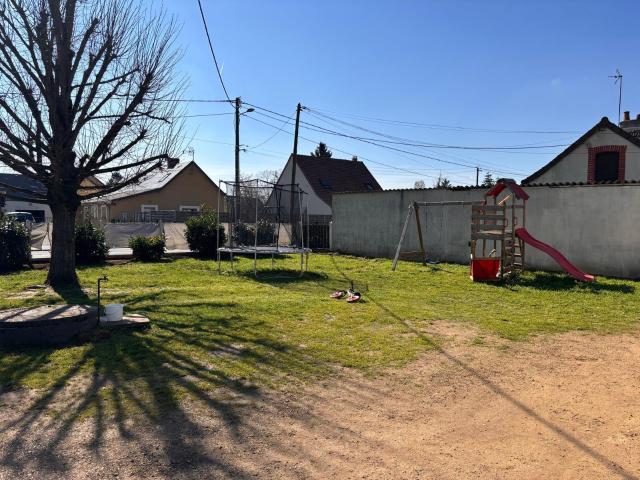 Maison à vendre à Changé 72560