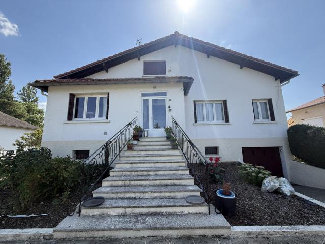 Maison à vendre à Charmeil 03110