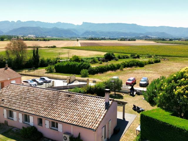 Maison à vendre à Charpey 5 chambres, vue sur le Vercors et terrain de 1 000 m2