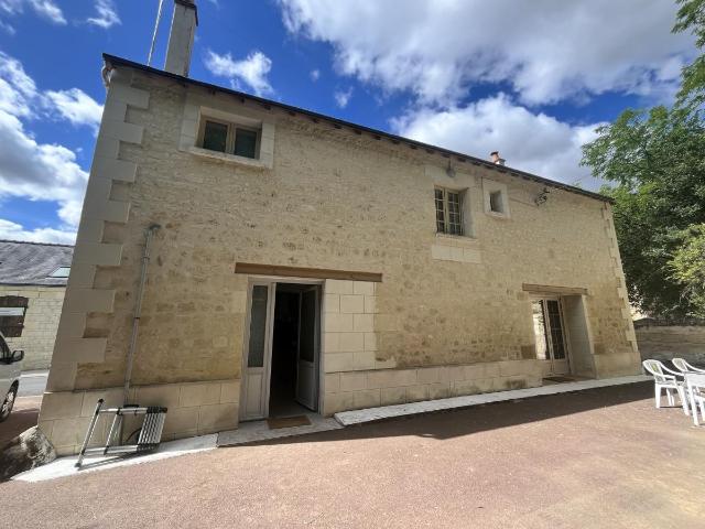 Maison à vendre à Cinais 37500