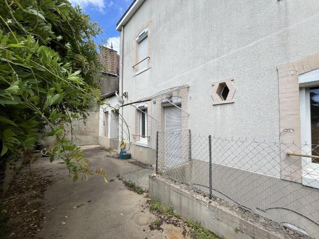 Maison à vendre à Connerré 72160