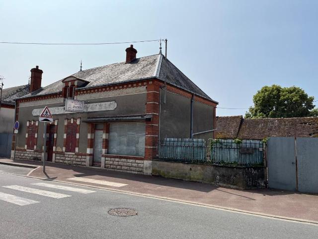 Fonds et/ou murs commerciaux à vendre à Corquilleroy 45120