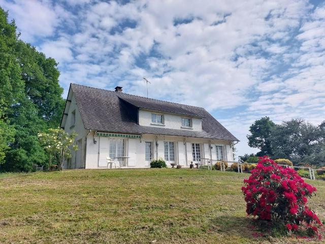Maison à vendre à Cossé le Vivien 53230