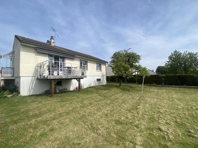 Maison à vendre à Courcy 51220
