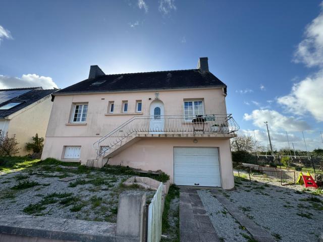 Maison à vendre à Dinéault 29150