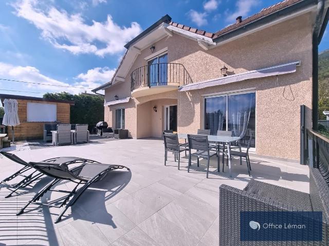Maison à vendre à Échenevex 01170