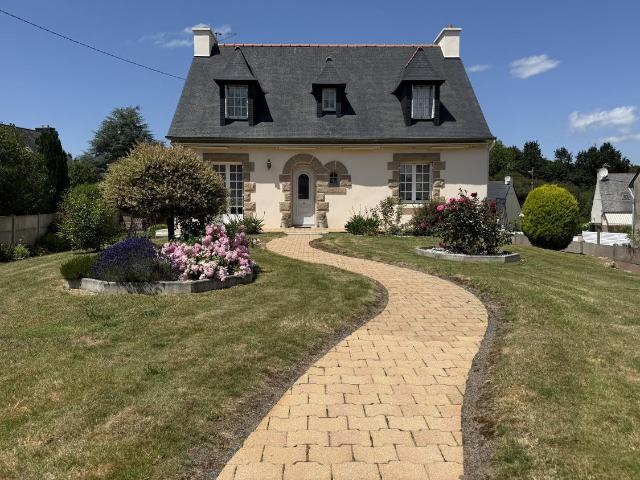 Maison à vendre à Grâces 22200