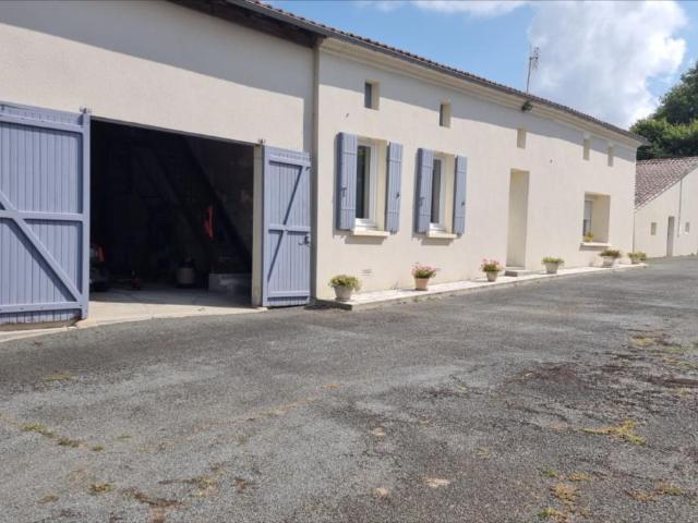 Maison à vendre à Jonzac 17500