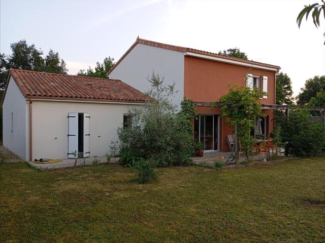 Maison à vendre à La Chapelle Montreuil 86470