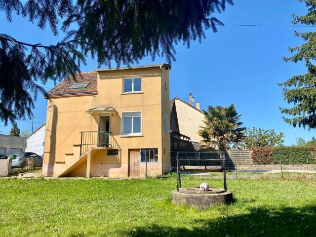 Maison à vendre à La Suze sur Sarthe 72210