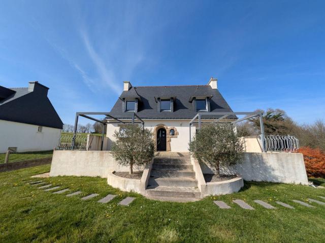 Maison à vendre à Lanvénégen 56320